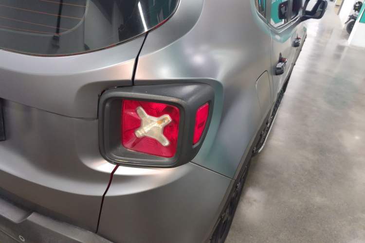 Used Jeep Renegade 2017 180T Automatic High-Energy Version Right Rear Taillight