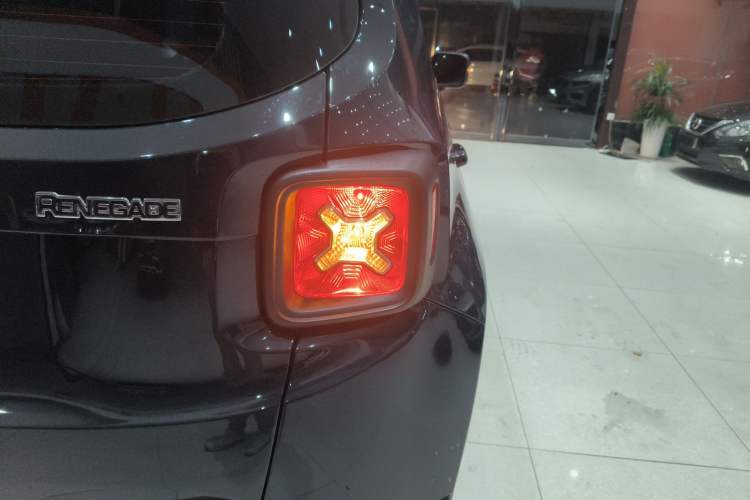 Used Jeep Renegade 2017 180T Automatic High-Energy Version Right Rear Taillight