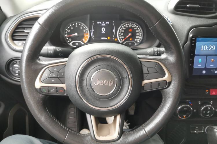 Used Jeep Renegade 2017 180T Automatic Jingneng Edition Steering Wheel