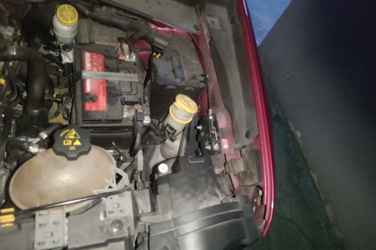 Used Jeep Renegade 2017 180T Automatic High-Energy Version Engine Bay Left
