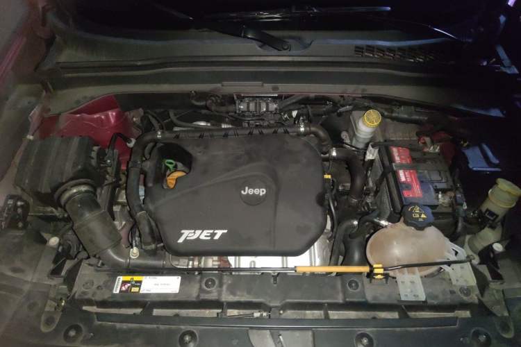 Used Jeep Renegade 2017 180T Automatic High-Energy Version Engine Bay