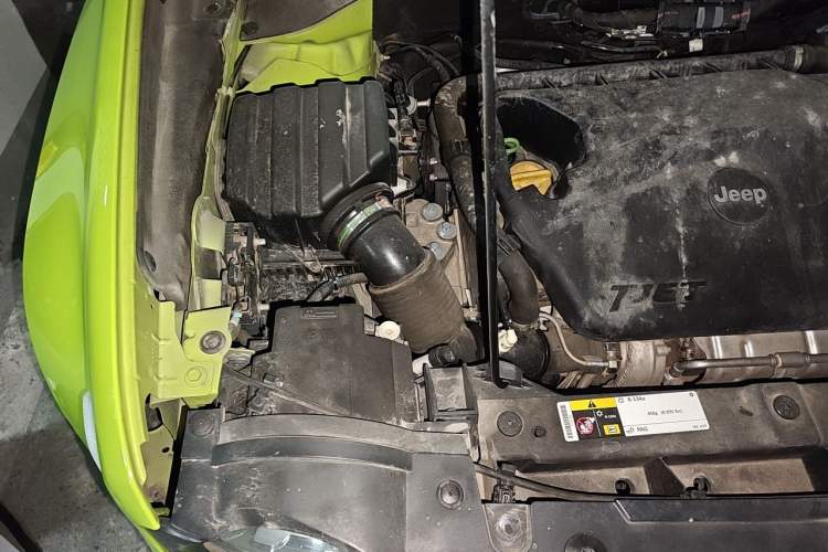 Used Jeep Renegade 2017 180T Automatic High-Energy Version Engine Bay Right