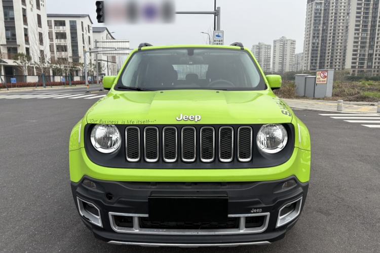 Used Jeep Renegade 2017 180T Automatic High-Energy Version Exterior 2