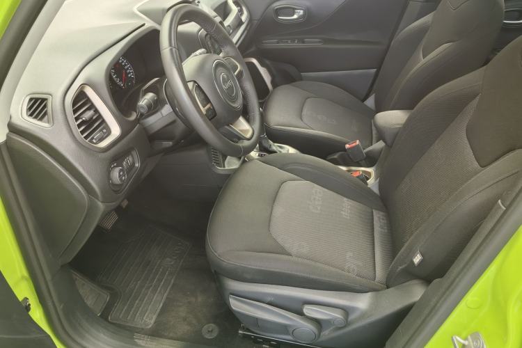 Used Jeep Renegade 2017 180T Automatic Jingneng Edition Exterior 8