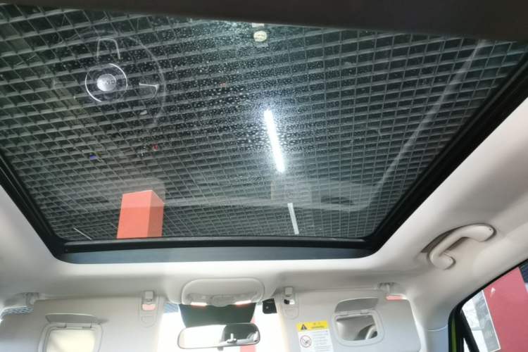 Used Jeep Renegade 2017 180T Automatic High-Energy Version Headliner