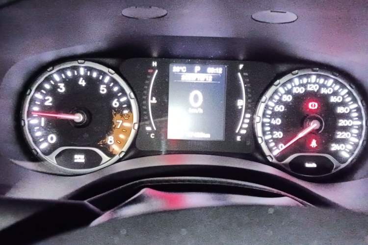 Used Jeep Renegade 2017 180T Automatic Kinetic Edition+ Instrument Cluster
