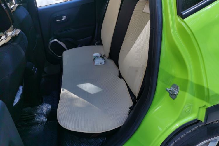 Used Jeep Renegade 2017 180T Automatic High-Energy Version Left Rear Seat