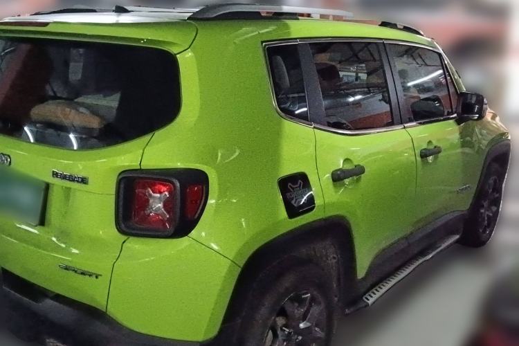 Used Jeep Renegade 2017 180T Automatic Kinetic Edition+ Rear Right 45 Deg