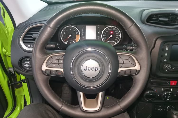 Used Jeep Renegade 2017 180T Automatic Jingneng Edition Steering Wheel