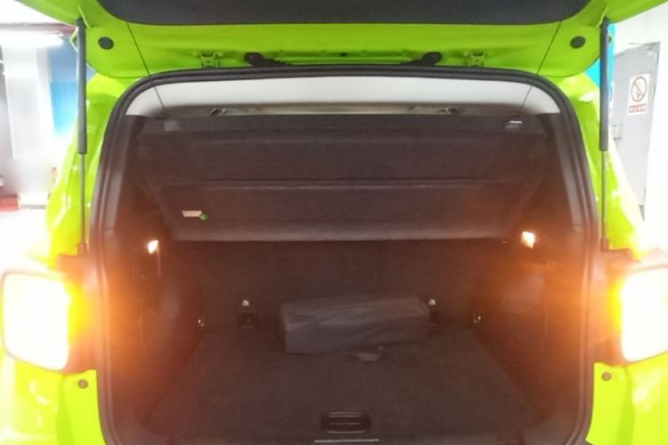 Used Jeep Renegade 2017 180T Automatic Smart Version Trunk