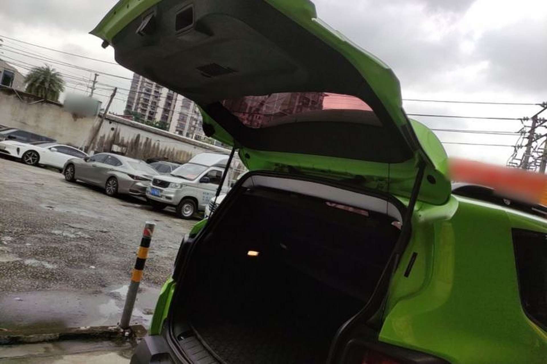 Used Jeep Renegade 2017 180T Automatic High-Energy Version Trunk