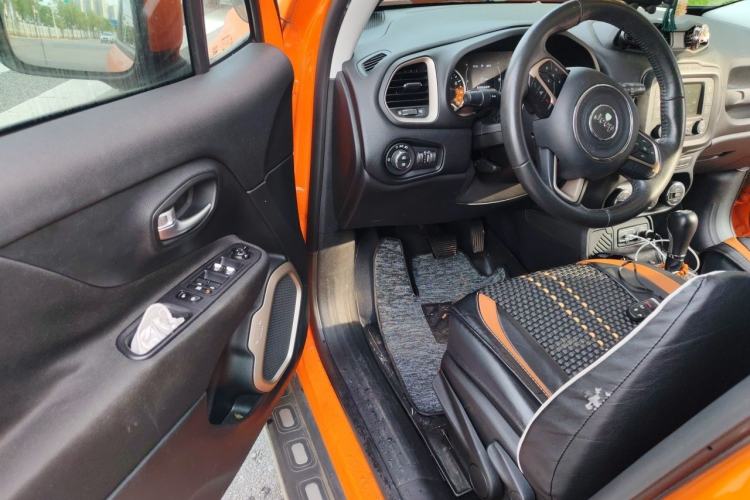 Used Jeep Renegade 2017 180T Automatic Jingneng Edition Driver Seat