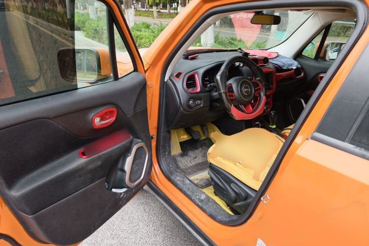 Used Jeep Renegade 2017 180T Automatic High-Energy Version Driver Seat