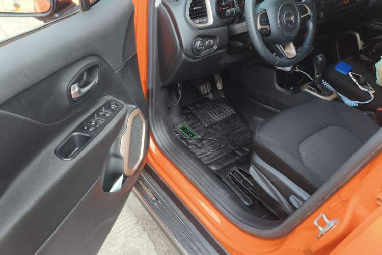 Used Jeep Renegade 2017 180T Automatic High-Energy Version Driver Seat