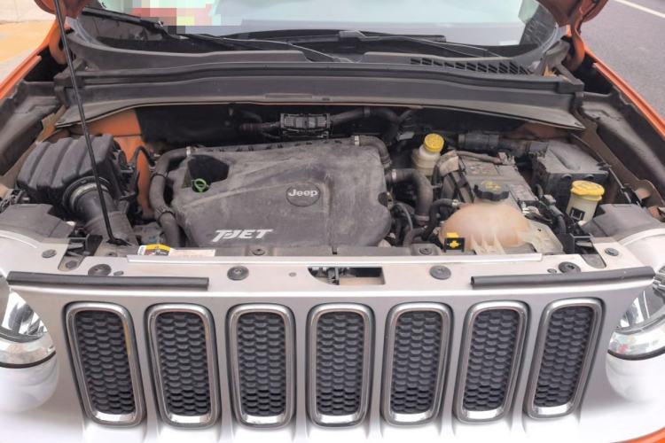 Used Jeep Renegade 2017 180T Automatic Smart Version Engine Bay