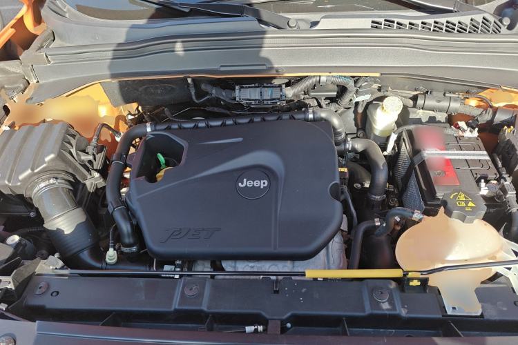 Used Jeep Renegade 2017 180T Automatic High-Energy Version Engine Bay