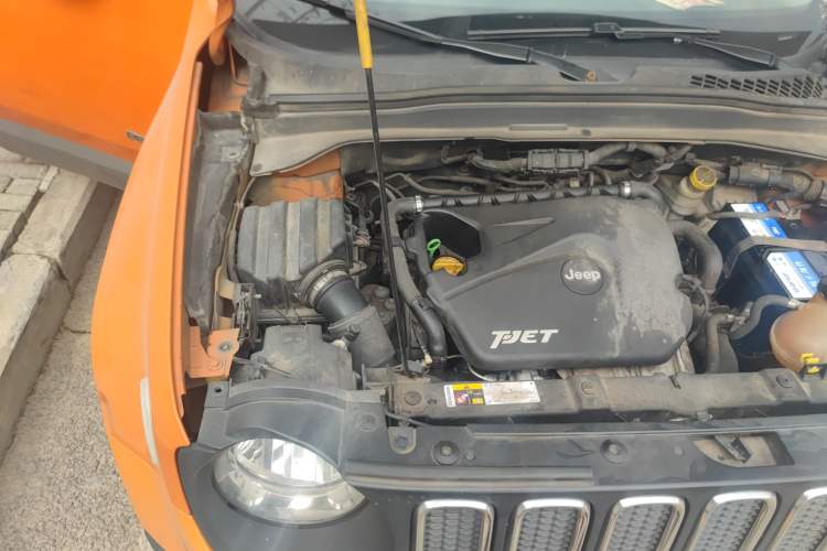 Used Jeep Renegade 2017 180T Automatic Kinetic Edition+ Engine Bay Right