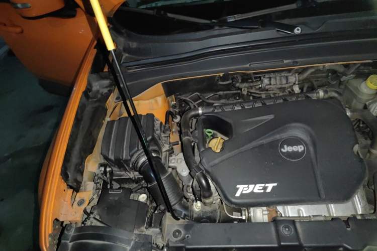 Used Jeep Renegade 2017 180T Automatic High-Energy Version Engine Bay Right