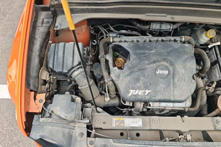 Used Jeep Renegade 2017 180T Automatic High-Energy Version Engine Bay Right