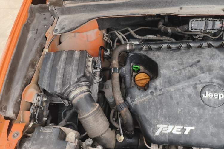 Used Jeep Renegade 2017 180T Automatic High-Energy Version Engine Bay Right