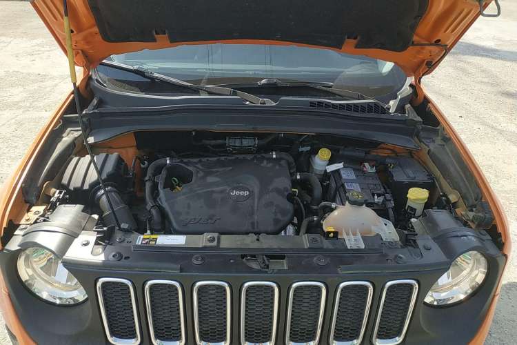 Used Jeep Renegade 2017 180T Automatic Kinetic Edition+ Engine Bay