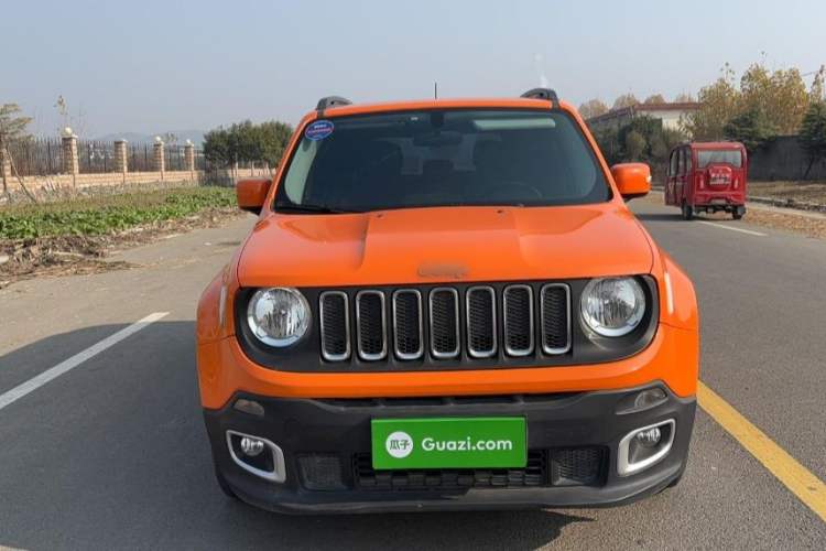 Used Jeep Renegade 2017 180T Automatic High-Energy Version Exterior 1