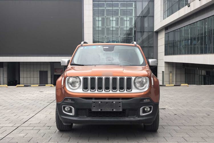 Used Jeep Renegade 2017 180TS Automatic All-Wheel Drive Versatile Edition Exterior 1