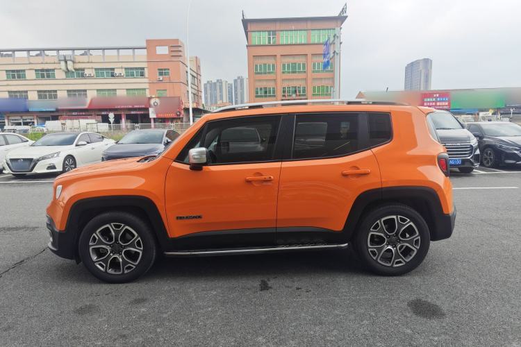 Used Jeep Renegade 2017 180T Automatic Smart Version Exterior 10