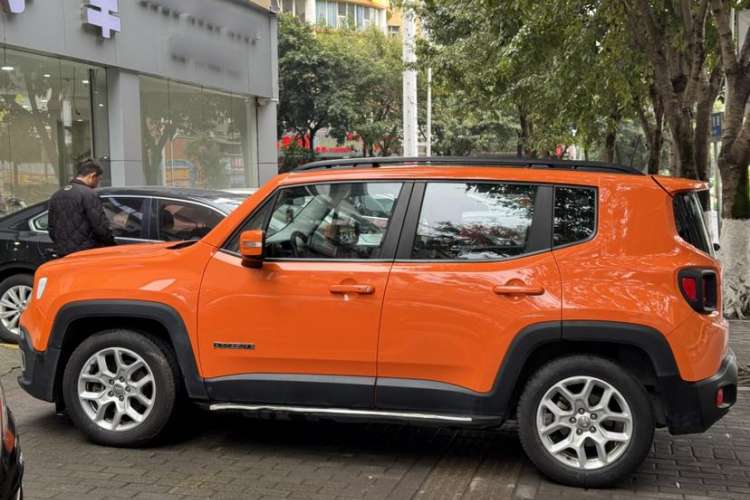 Used Jeep Renegade 2017 180T Automatic Jingneng Edition Exterior 2