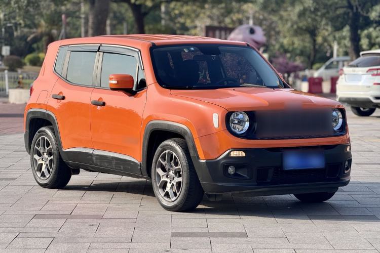 Used Jeep Renegade 2017 180T Automatic Kinetic Edition+ Exterior 2