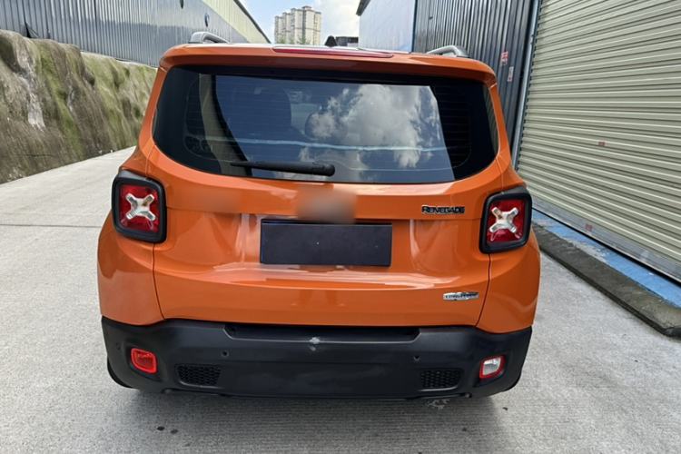 Used Jeep Renegade 2017 180T Automatic Jingneng Edition Exterior 4