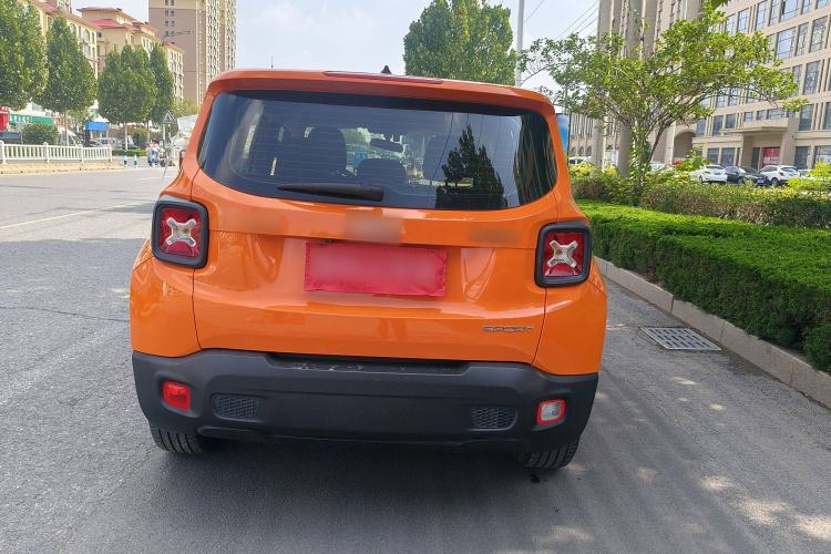 Used Jeep Renegade 2017 180T Automatic Kinetic Edition+ Exterior 4