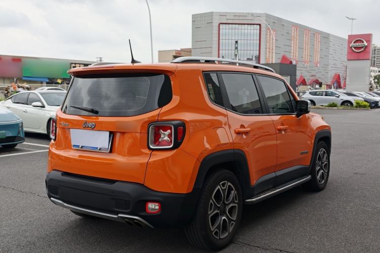 Used Jeep Renegade 2017 180T Automatic Smart Version Exterior 5