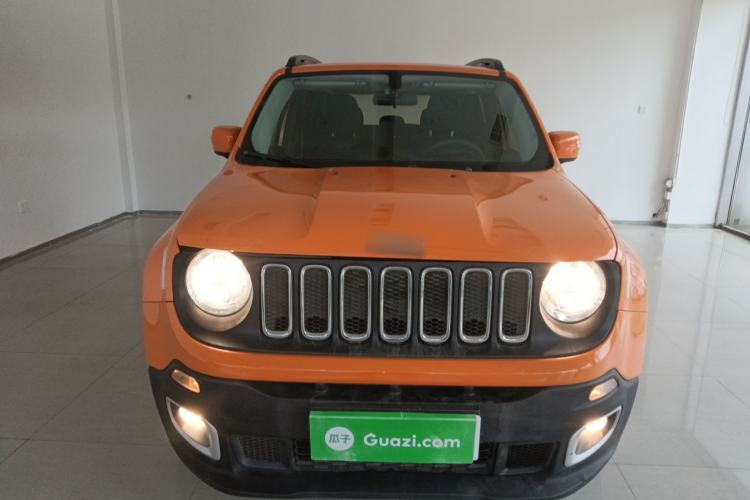 Used Jeep Renegade 2017 180T Automatic High-Energy Version Front