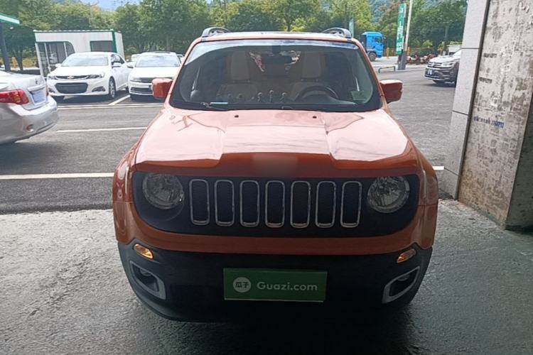 Used Jeep Renegade 2017 180T Automatic High-Energy Version Front