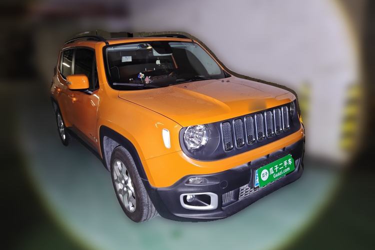 Used Jeep Renegade 2017 180T Automatic Jingneng Edition Front Right 45 Deg