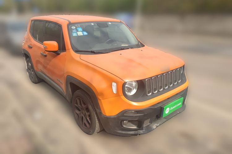 Used Jeep Renegade 2017 180T Automatic Kinetic Edition+ Front Right 45 Deg