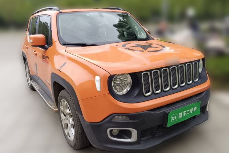 Used Jeep Renegade 2017 180T Automatic High-Energy Version Front Right 45 Deg