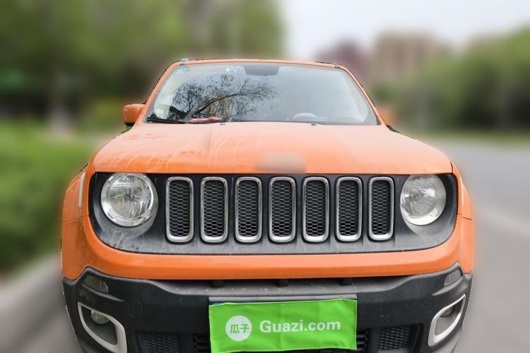 Used Jeep Renegade 2017 180T Automatic High-Energy Version Front