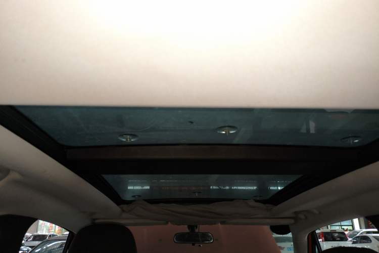 Used Jeep Renegade 2017 180T Automatic High-Energy Version Headliner
