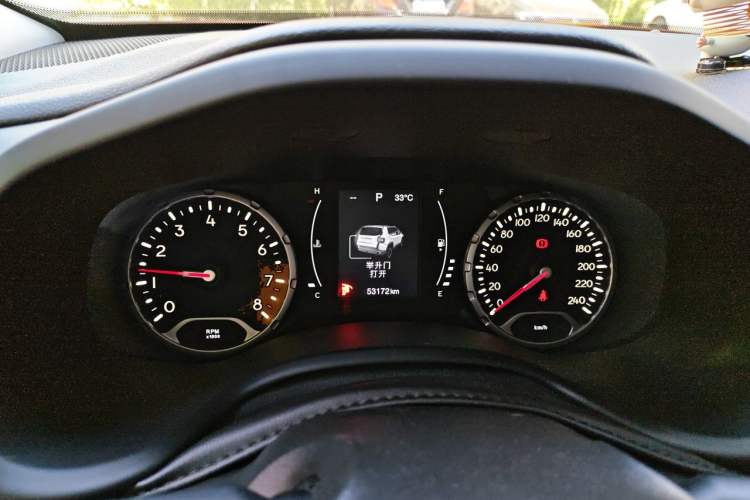 Used Jeep Renegade 2017 180T Automatic High-Energy Version Instrument Cluster