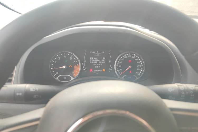 Used Jeep Renegade 2017 180T Automatic Kinetic Edition+ Instrument Cluster