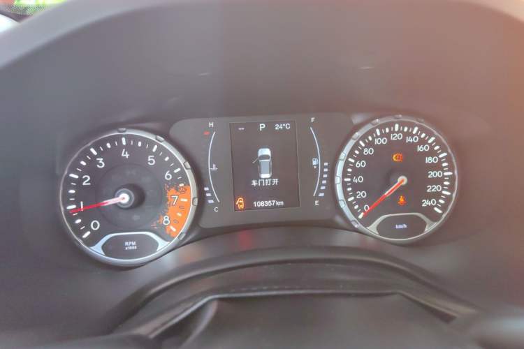 Used Jeep Renegade 2017 180T Automatic Jingneng Edition Instrument Cluster