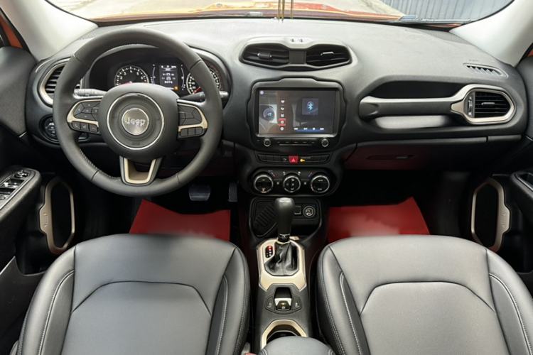 Used Jeep Renegade 2017 180T Automatic Jingneng Edition Interior 1