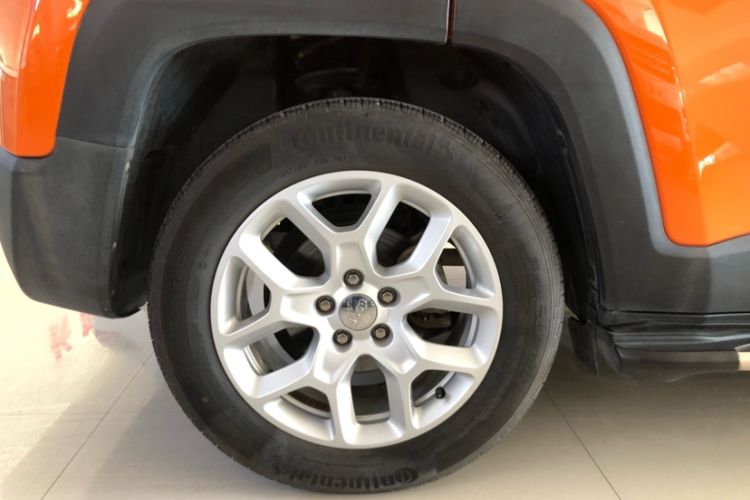 Used Jeep Renegade 2017 180T Automatic High-Energy Version Interior 12