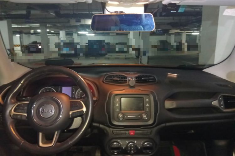 Used Jeep Renegade 2017 180T Automatic Jingneng Edition Interior 2