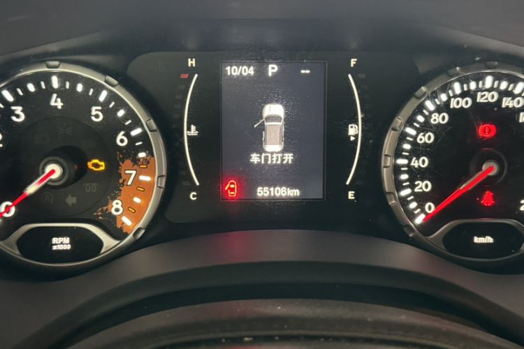 Used Jeep Renegade 2017 180T Automatic High-Energy Version Interior 8