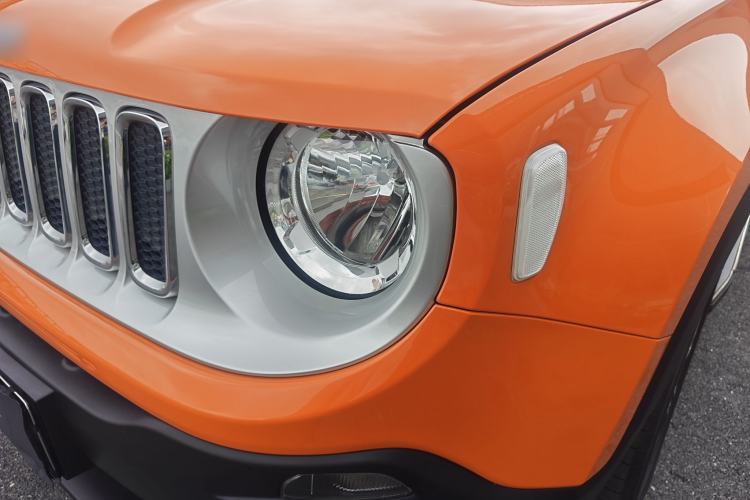Used Jeep Renegade 2017 180T Automatic Smart Version Left Front Headlight
