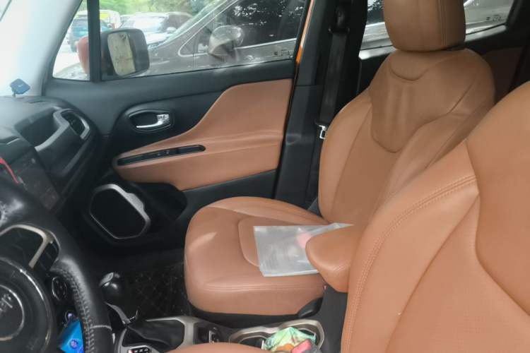 Used Jeep Renegade 2017 180T Automatic Jingneng Edition Left Front Seat