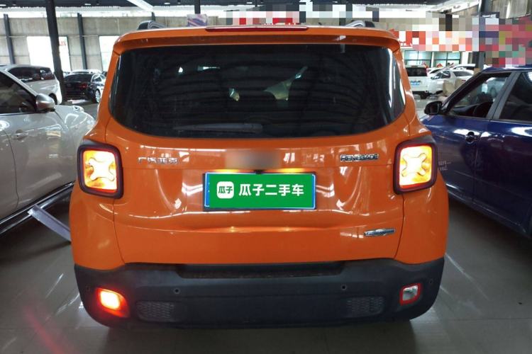 Used Jeep Renegade 2017 180T Automatic High-Energy Version Rear